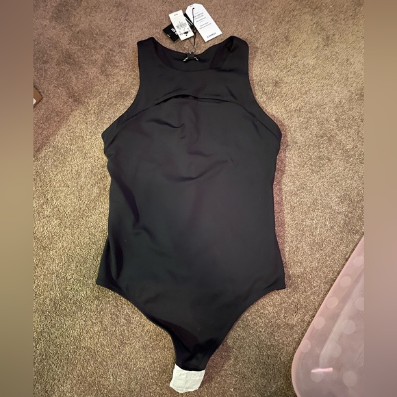 NWT Express Body Contour Sleeveless High Neck Front Cutout Thong Bodysuit, Black - Picture 3 of 4